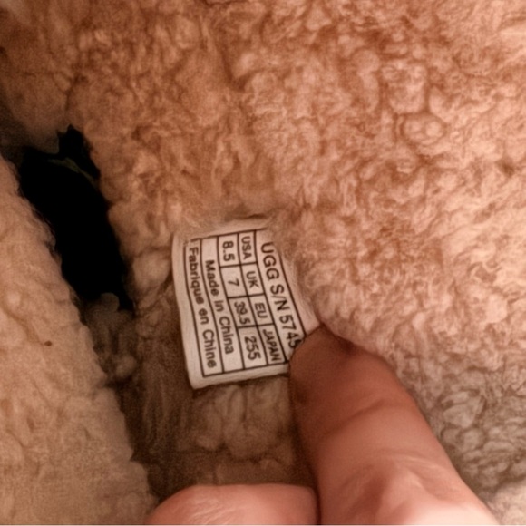 UGG Australia Bellevue Leather Boots — Black, Women’s Size 8.5 - Picture 8 of 8